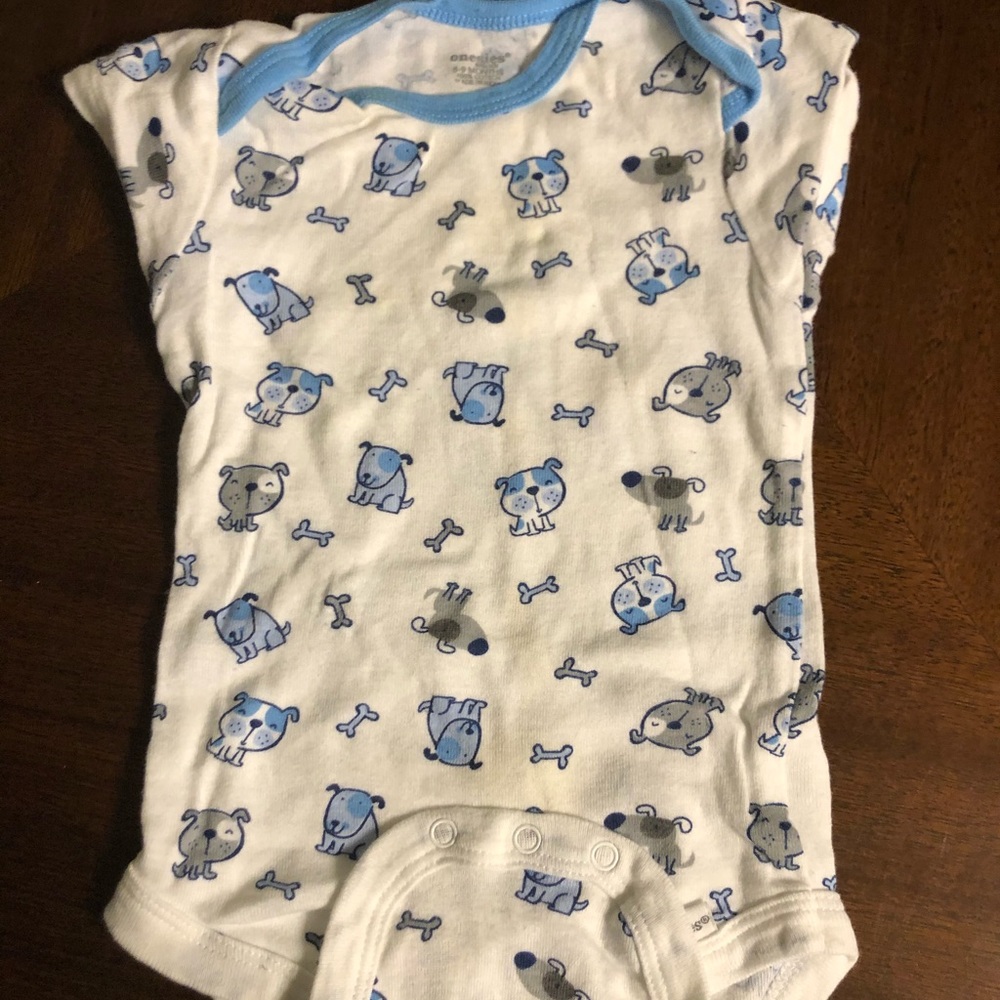 👶🏻 Doggy onesie